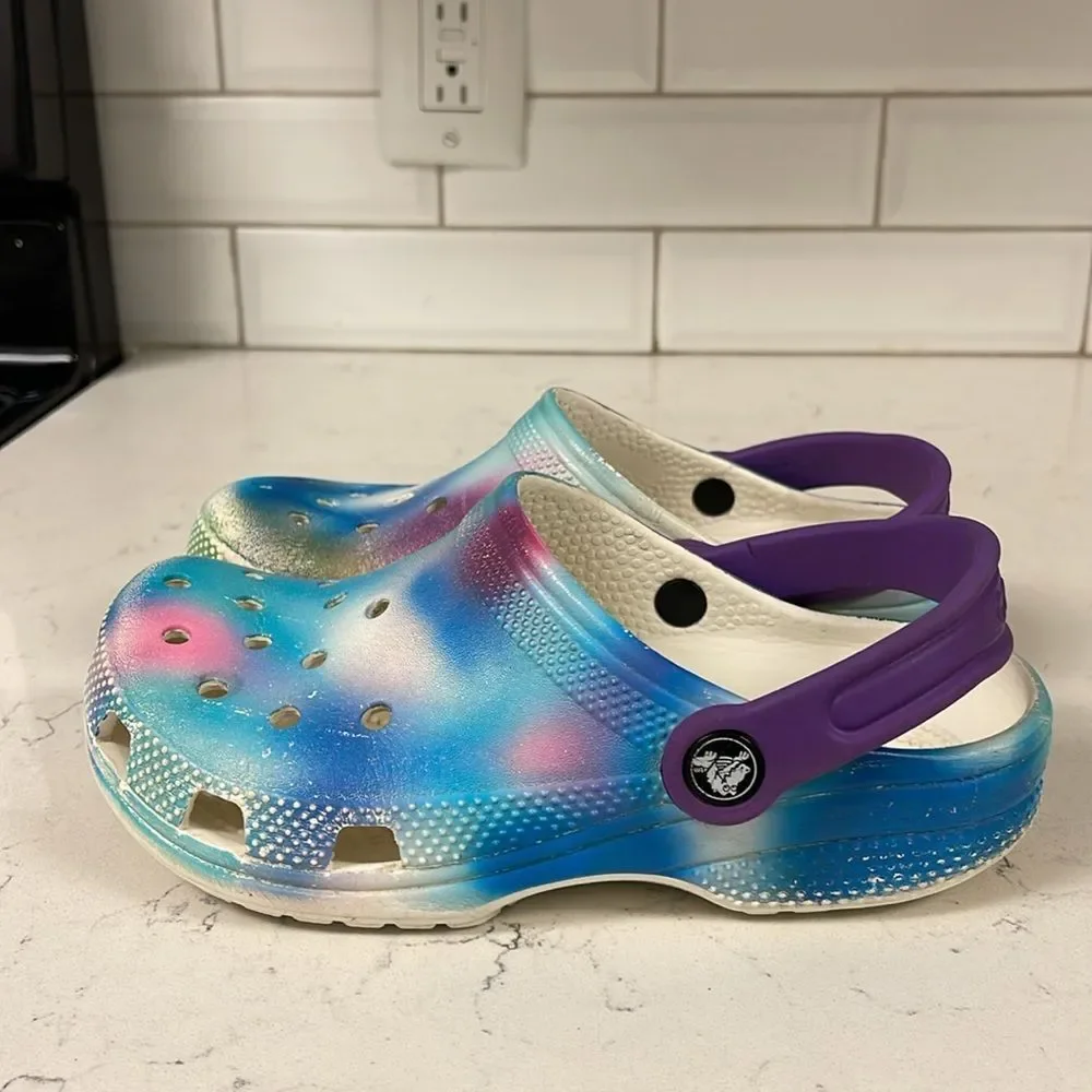 Crocs Classic Clog Solarized Tie Dye Kids Junior Size 2